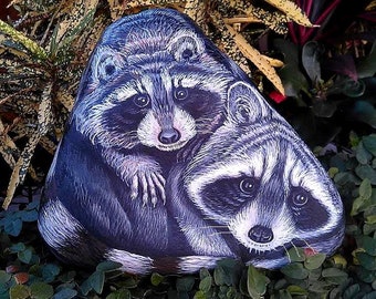 Painted Rock/Kittens/cats/Fine art/Memorial  Stone/Custom Pet Portraits/Home Decor/Paper weight/Garden stone/Great gifts/desk ornament /Etsy