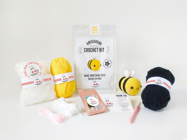 Beginner Crochet Kit Amigurumi Bee, Learn How to Crochet Kit, Easy Crochet Starter Kit, Amigurumi Kit, DIY Craft Kit Gift, Crochet Bee Kit image 4