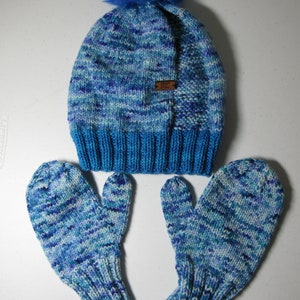 Hand Knit wool beanie and matching mittens blue speckles merino wool and cashmere image 1