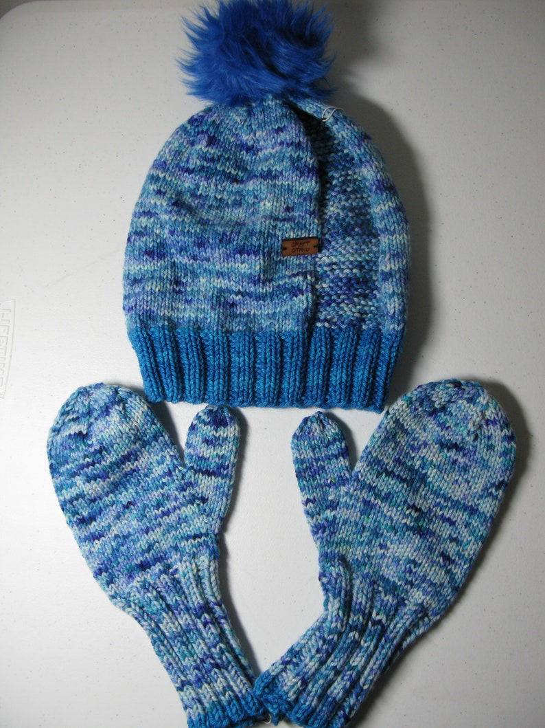 Hand Knit wool beanie and matching mittens blue speckles merino wool and cashmere image 1