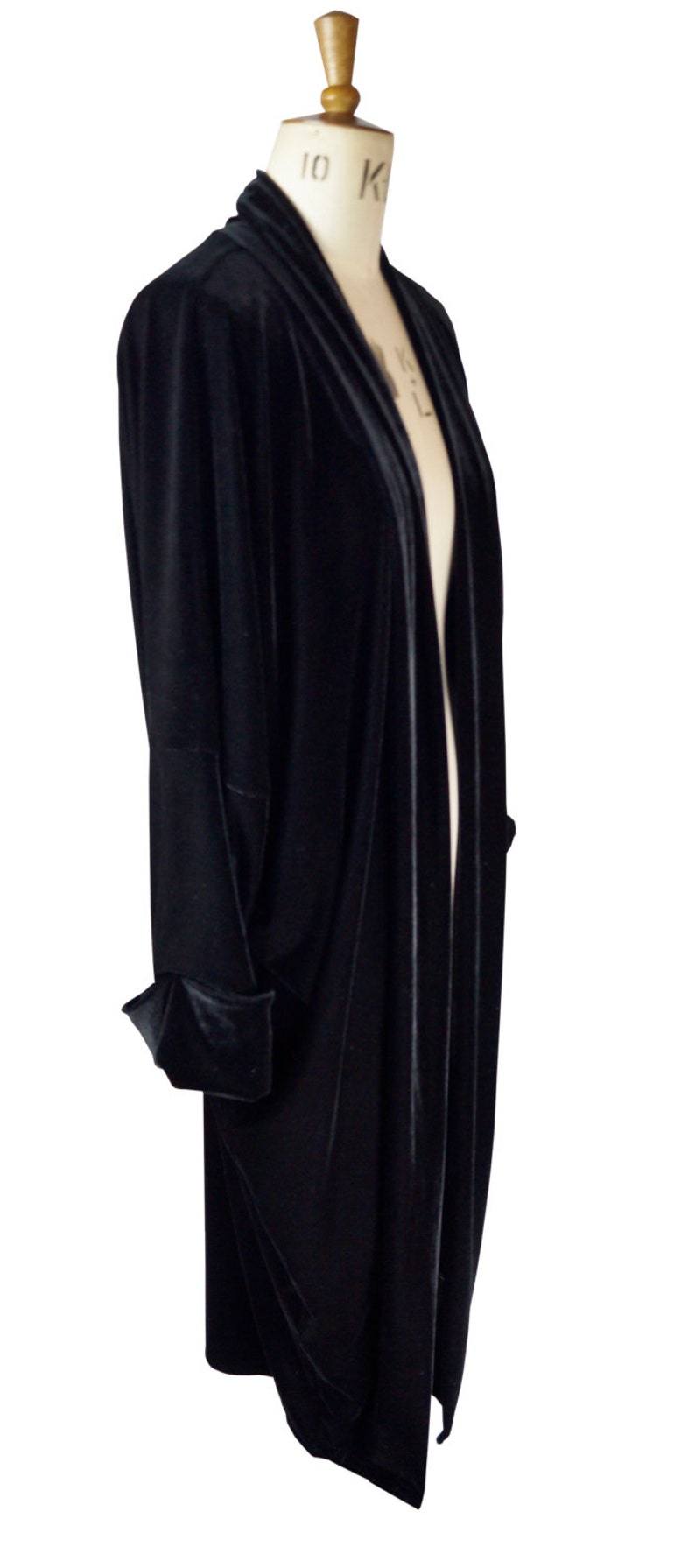 1920s Shawls, Wraps, Scarves, Fur Stoles Baylis and Knight Black Velvet Duster Coat Opera $101.12 AT vintagedancer.com