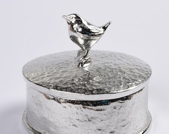 Wren Bird Personalised Pewter Trinket Box - Engraved Gifts For Bird Lovers - Bird Gifts - Presents for Bird Lovers - Tin Anniversary Gifts