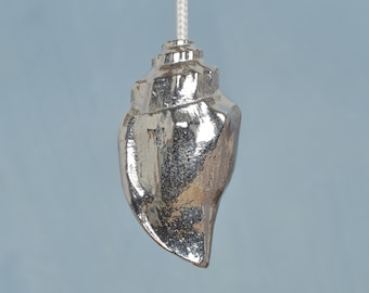 Poignée lumineuse coquillage en étain : cordon de bain fait main