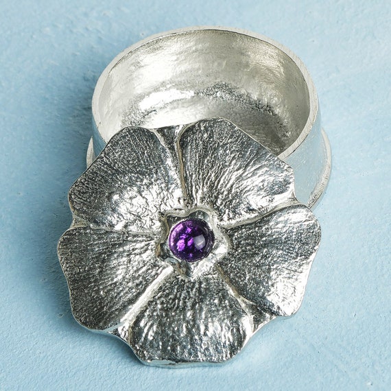 Pewter Tiny Gardens Forget-Me-Not Ring Holder Pewter Tiny Gardens Forget-Me-Not Ring Holder