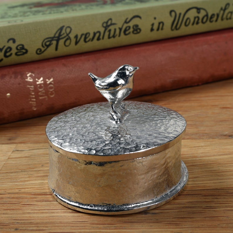 Wren Bird Personalised Pewter Trinket Box Engraved Gifts For Bird Lovers Bird Gifts Presents for Bird Lovers Tin Anniversary Gifts image 5