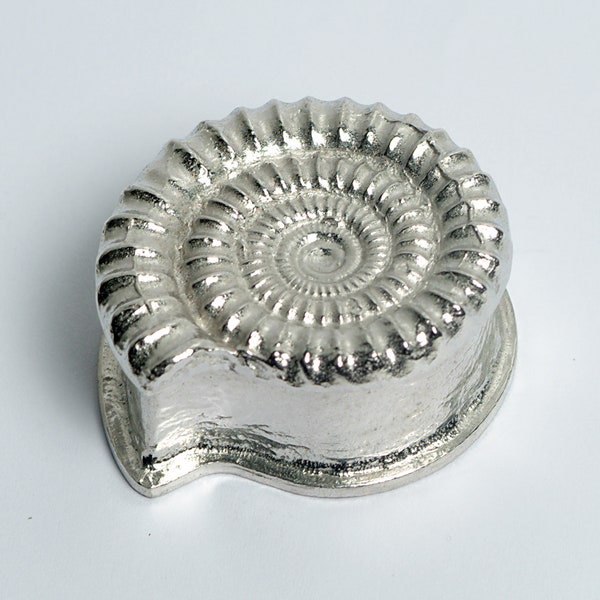 Ammonite Fossil Pewter Trinket Box - Fossil Gifts - Geology Gifts - Gifts For Geologists or Fossil Collectors - Dorset Gifts - UK Handmade