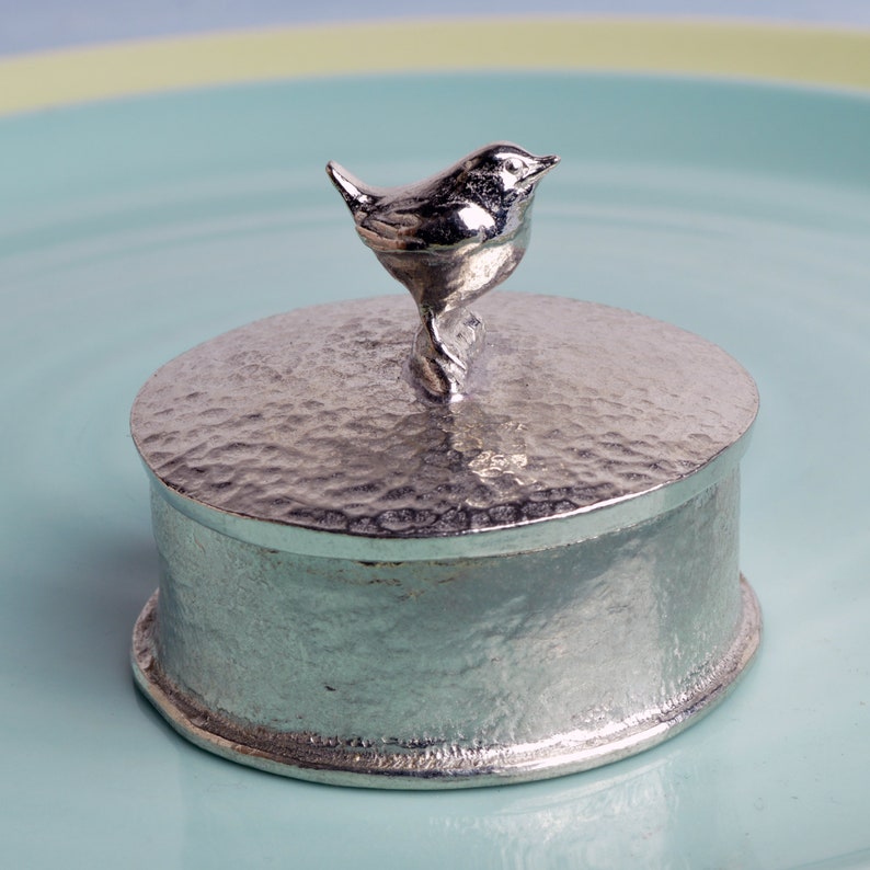 Wren Bird Personalised Pewter Trinket Box Engraved Gifts For Bird Lovers Bird Gifts Presents for Bird Lovers Tin Anniversary Gifts image 2