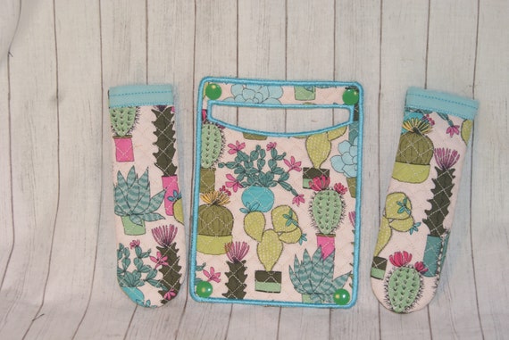 Set Quilted Skillet Pan Cover and Towel Holder Machine Embroidery Design 5x7