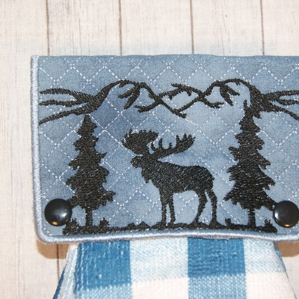 Moose Crossing Trees Scene Towel Topper Machine Embroidery Digital Design 5x7