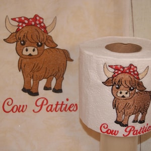 Diseño de bordado de papel higiénico de empanadas de vaca de las Tierras Altas Descarga digital 4x4 y 5x7