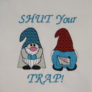 Gnome Toilet Paper Ricamo Design Gnomi Chiuso La Trappola Elfo 4x4 5x7 TP