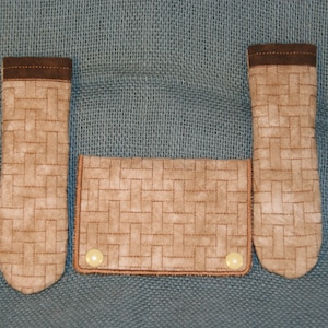 Set Basket Weave Quilted Pattern Design Skillet Pan Cover and Towel Holder Machine Embroidery Design 5x7