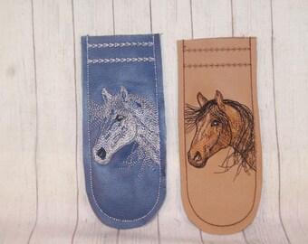 Horse Head Sketch On Leather Pan Handle Sleeve Pot Holder Machine Embroidery Design 5x7 In The Hoop ITH