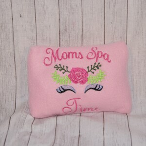 ITH In The Hoop Moms Spa Time with floral crown and eye makeup Rice Pack , Aromatherapy