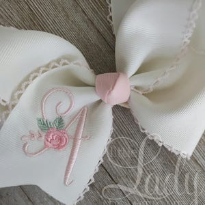 Monogrammed hair bow - Hair bow with floral embroidery - baby headband bow - personalized bows for girls - Handmade hair accessory - hairbow