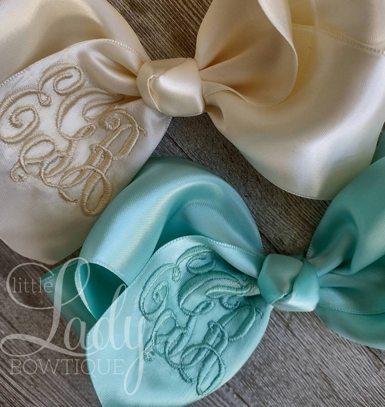 Satin hårrosetter - Med monogram - Påsk hårrosetter - Rosetter för speciella tillfällen - Bröllopshårrosetter - Dubbelsidiga satin hårrosetter - Baby hårrosetter - hårrosetter - bild 5