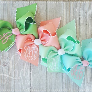 Apple/White/Pink
Coral/White
Mint/White 
Aqua/White/pink
