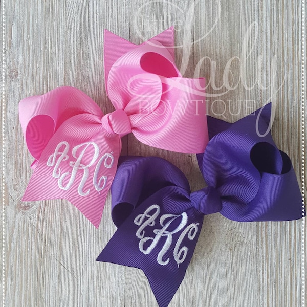 Monogrammed Hair-bow - Emboidered Hairbow- Choose your color and thread- girls custom bows- bows for babies- Custom hairbow- Embroidery bow-