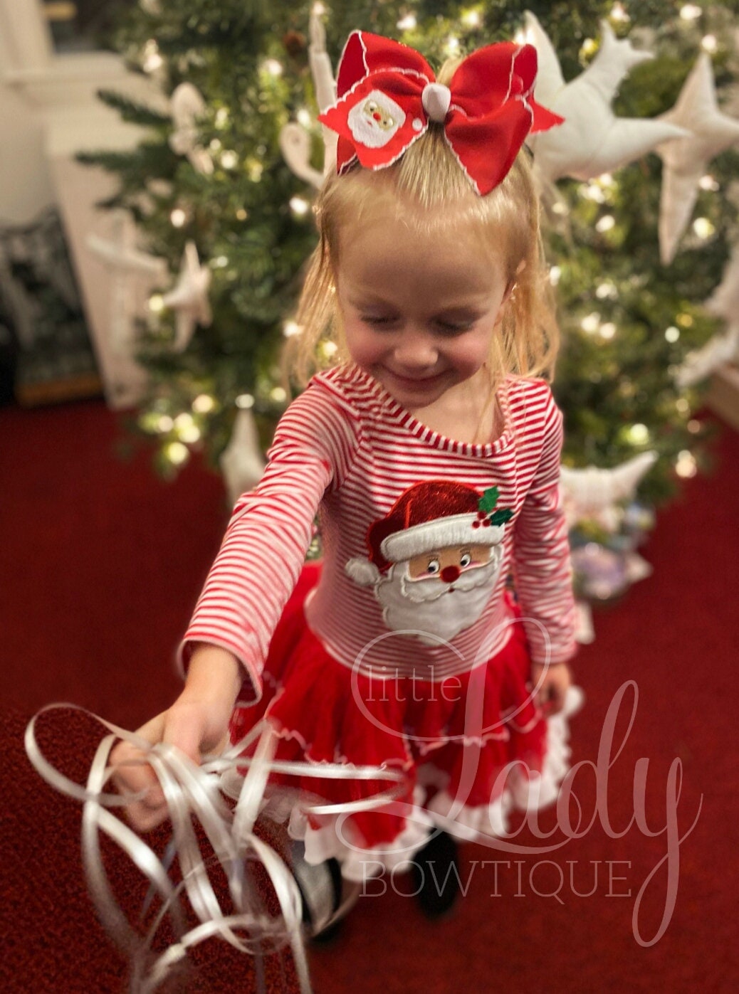 Embroidered Christmas bows-Santa hairbow-Reindeer hairbow-Snowman Hairbow- custom hairbows-hoilday hairbows- moonstitch hairbows- hair-bow--