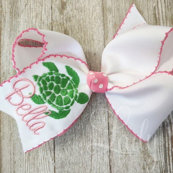 Turtle Hair bow - Custom embroidered bow - Personalized bow for girls - Name bow for babies - Sea turtle bows - Handmade boutique hair bows