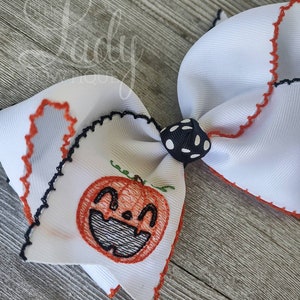 Halloween Hairbow-Jack-O- lantern hair-bow- Embroidered hair bow- Fall hair-bow- Custom Hair-bow- Pumpkin bow- pumpkin hair-bow- Halloween--