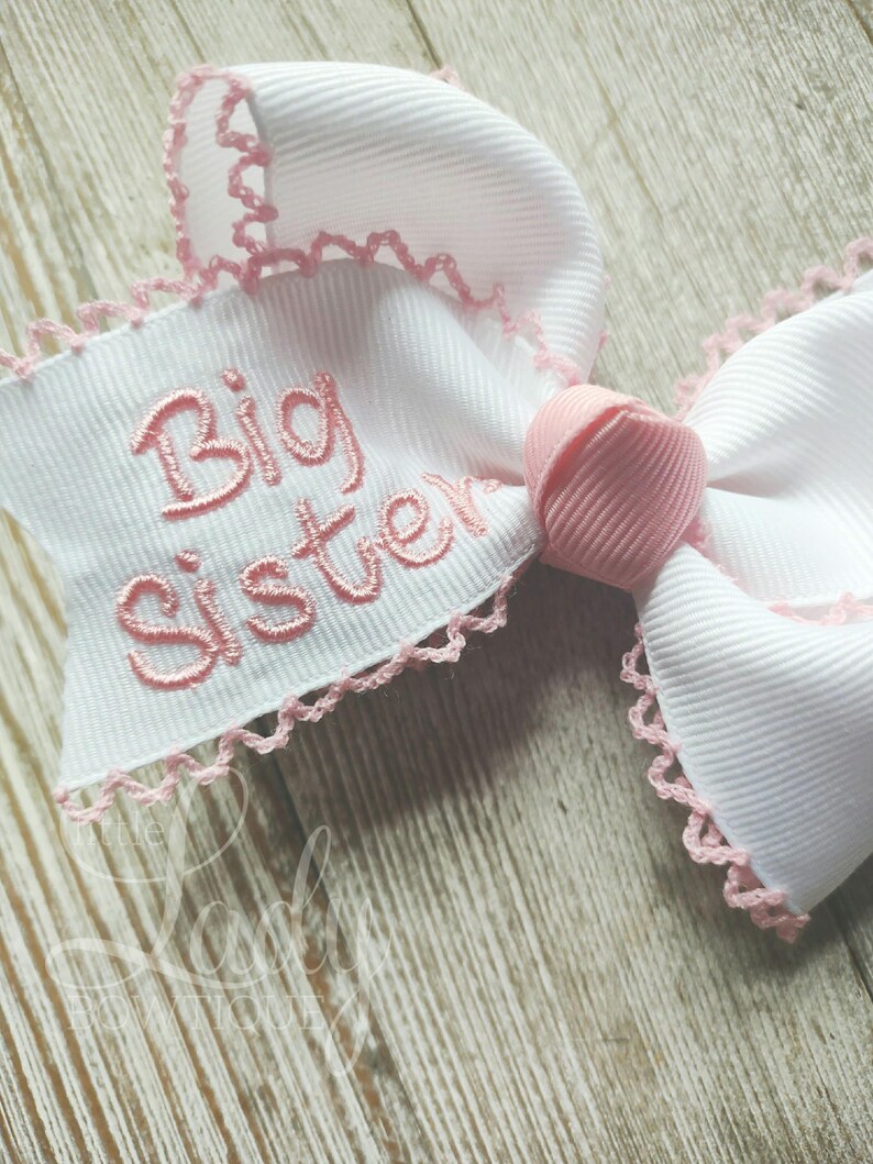 Storasyster - Lillasyster Månsömsmonogramhårrosetter - Broderad hårrosett - Personliga rosetter - Rosetter för bebisar - Anpassade hårrosetter - Baby bild 2