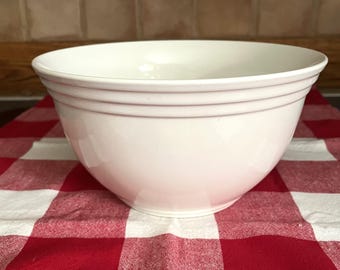 Pfaltzgraff Hearth White Mixing Bowl