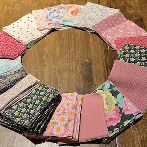 550 Pieces of Pink Cotton Fabric Squares