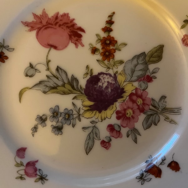 Epaig Royal Bread Plate