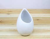 Small Hanging Ivory Ceramic Container - Sale Pack - Tillandsia Air Plant Container - FAST SHIPPING - Air Plant Display - Succulent Container