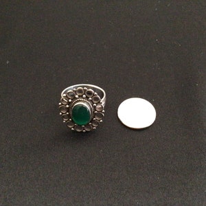 Vintage Statement Green Gemstone Silver Ring Size 8 image 3