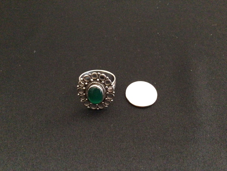Vintage Statement Green Gemstone Silver Ring Size 8 image 3