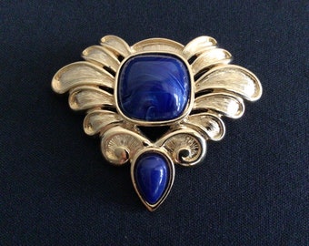 Vintage Trifari Gold tone Blue Lucite Brooch