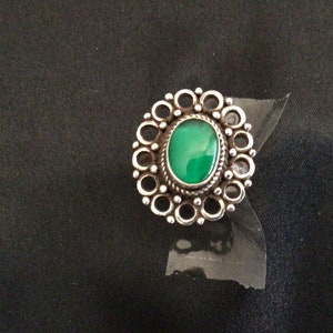 Vintage Statement Green Gemstone Silver Ring Size 8 image 2