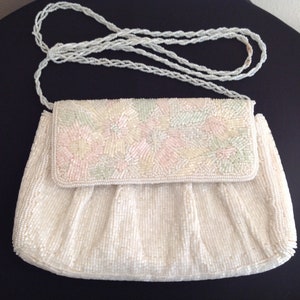 La Regale sequins and beaded shell snap evening purse – Snob Vintage