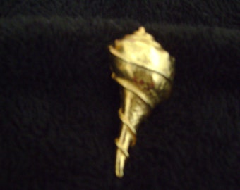 Large Coro Gold tone Shell Brooch