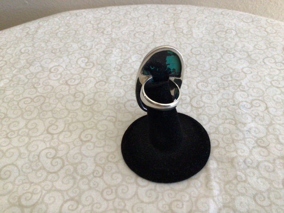 Vintage Statement Ring with a Gemstone - image 3