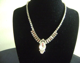 Elegant Clear Rhinestones Necklace