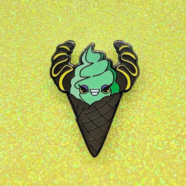 Maleficent Ice Cream Pin / Hard Enamel / Fantasy Pins / Sleeping Beauty Themed / Cute Food / Kawaii Style