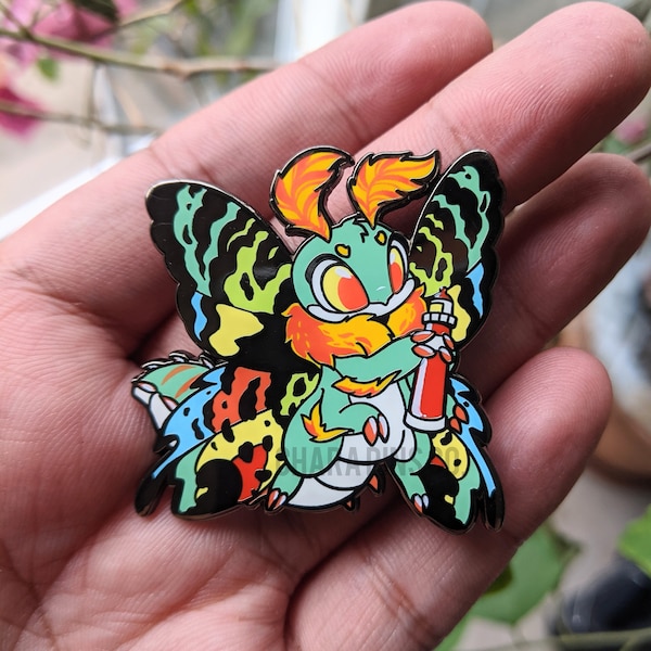Mosu Kaijuniverse Chara Pin / Kaiju Enamel Pin / Kawaii Design / Monster Character Art / Sci Fi Tokusatsu Merch Gift / Cute Moth Love Gift