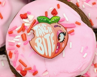 Take a Bite Pin / Peach / Kawaii Food / Funny Design / UV Print / Cute Style