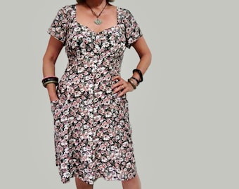 Floral print Summer dress  with Sweetheart neckline and big Pockets