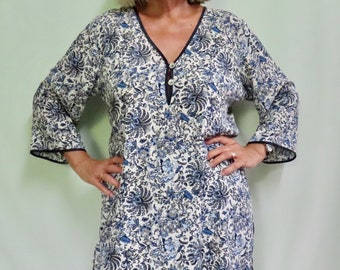 Kurta style tunic top in Summer print with V neck and Side Splits has three quarter Sleeves