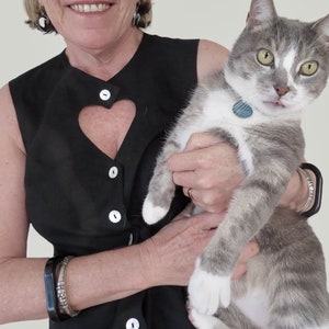 Linen Summer top with Heart Shaped Keyhole Neckline and Pearl Buttons is available in Black or White. Cat not included.
