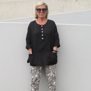 Black linen Oversized top  with big Pockets and Natural Pearl Buttons