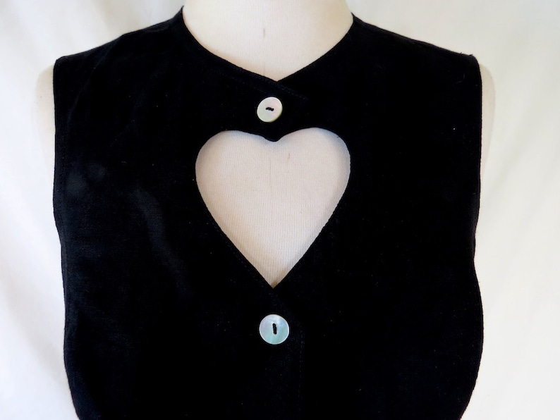 Linen Summer top with Heart Shaped Keyhole Neckline and Pearl Buttons is available in Black or White.