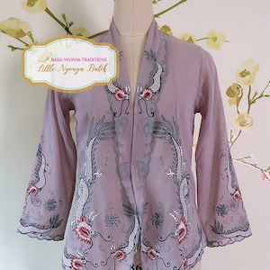 Size S: Vintage High Quality Peranakan Nyonya Kebaya