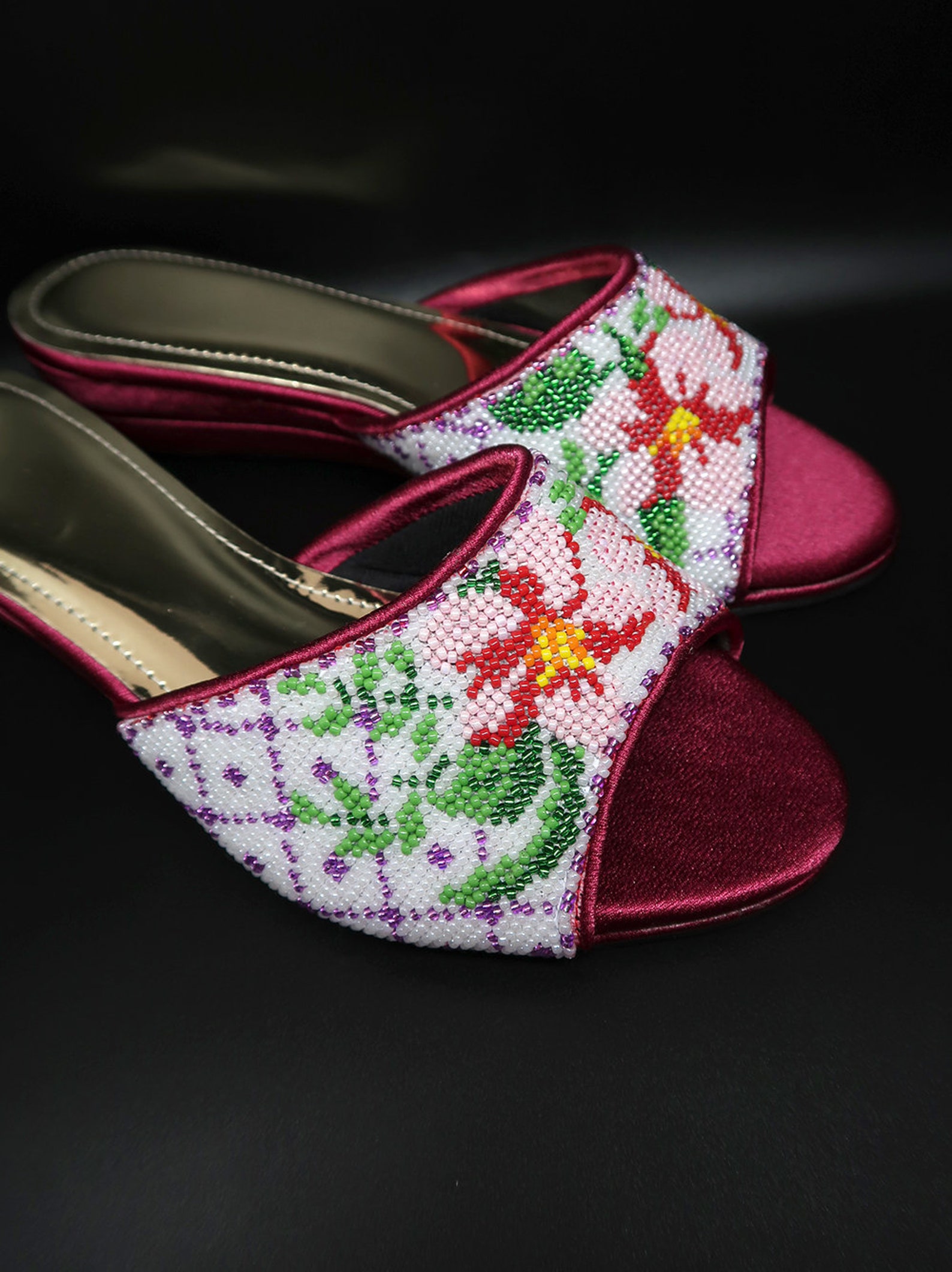 Size 4 Eur 35 Peranakan Nyonya Beaded Shoe | Etsy