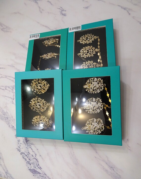 Kerosang brooch deals