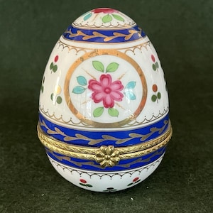 Porcelain Trinket Box Egg Shaped Blue Floral Hand Painted Jewelry Ring Box